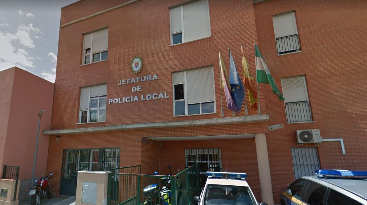 Fachada de la Jefatura de Policía Local de Castilleja de la Cuesta