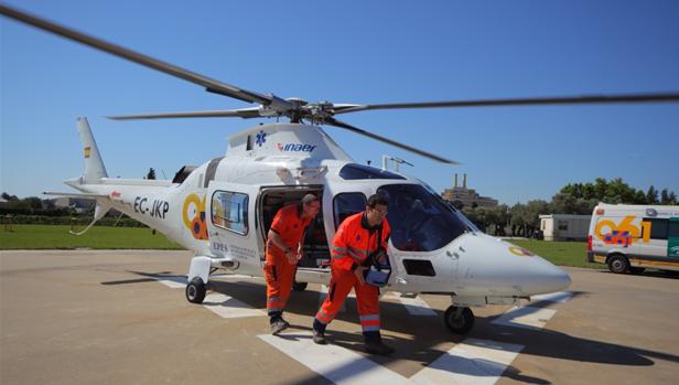 Evacúan al hospital a cuatro heridos tras un accidente entre dos turismos en Villamartín