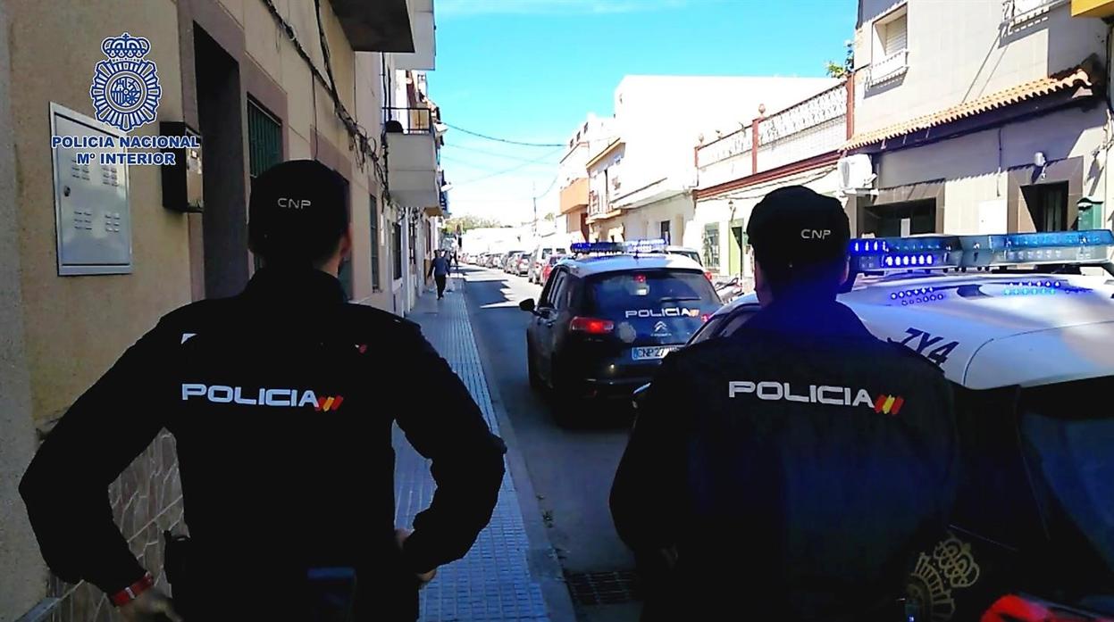 Detenidos tres varones en Jerez, uno menor de edad, como presuntos autores de un robo con violencia