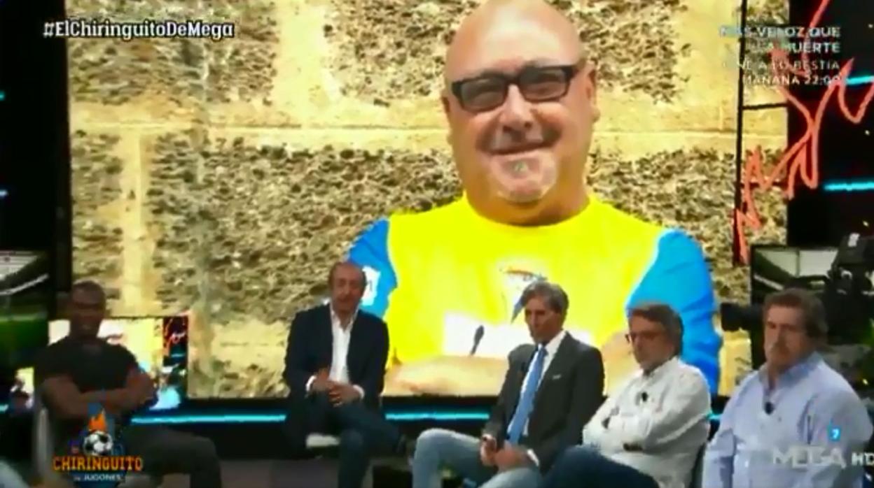 Josep Pedrerol, con Lobo Carrasco, José Damián González e Iñaki Cano, en el Chiringuito de Mega.