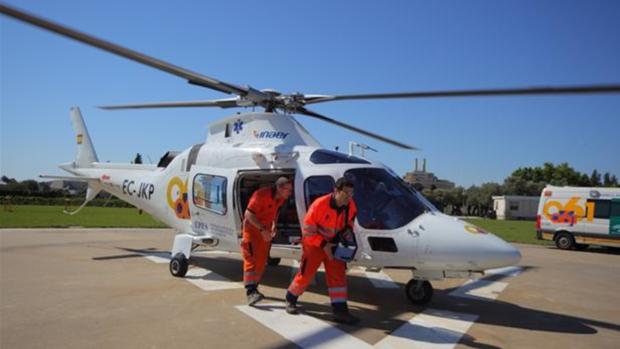 La Junta pondrá en marcha todo el año el helicóptero del 061 del hospital de Jerez