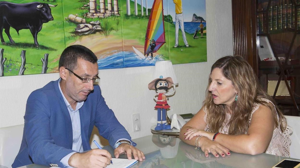 Irene García y el alcalde de La Línea coordinan inversiones y actuaciones con el Brexit en el horizonte
