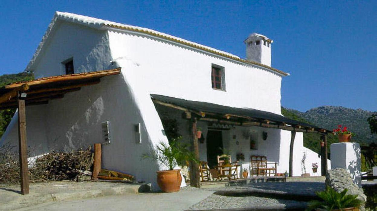 Imagen de archivo de una casa rural en la Sierra de Cádiz.