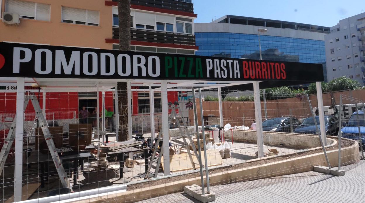 La cadena Pomodoro, junto al Estadio Carranza.