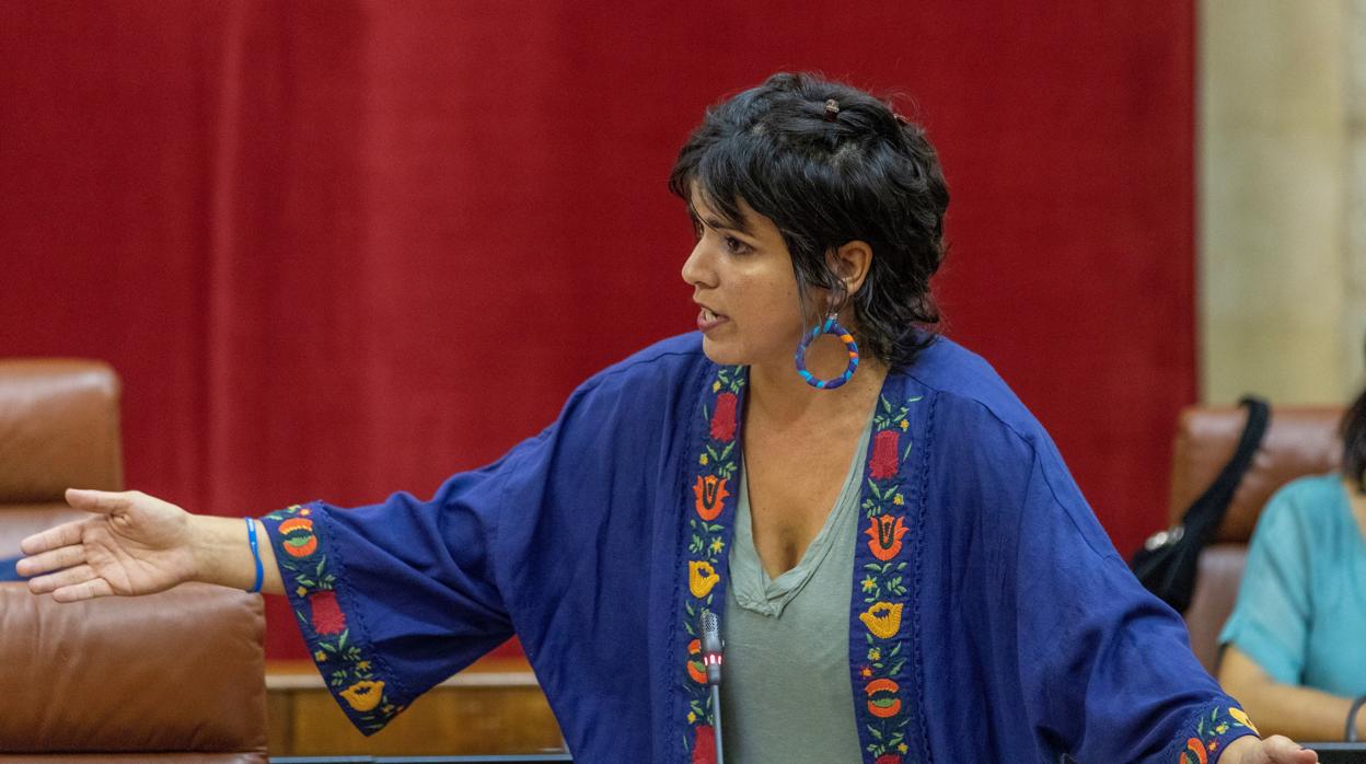 TEresa Rodríguez, durante una sesión en el Parlamento de Andalucía.