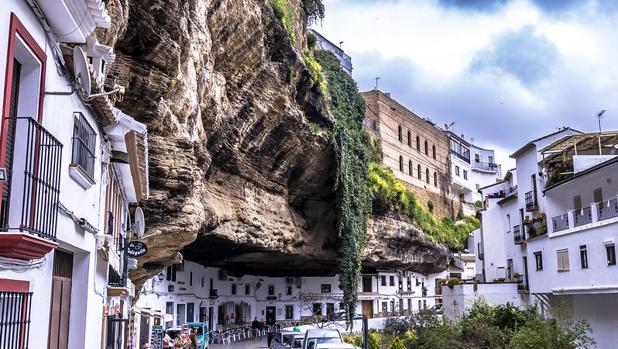 Setenil recibe el galardón como finalista de la Capital del Turismo Rural 2019