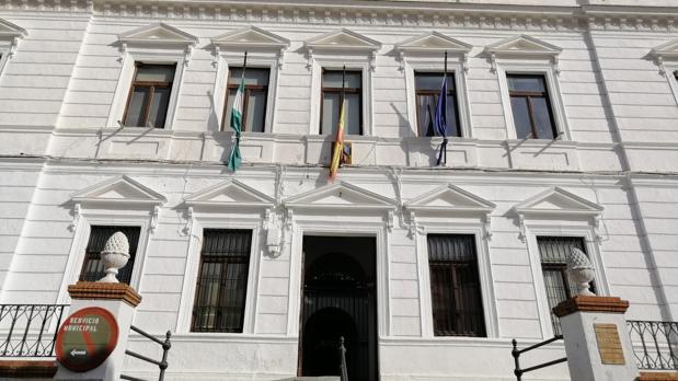 El TSJA condena al Ayuntamiento de Constantina por represalias políticas contra una funcionaria