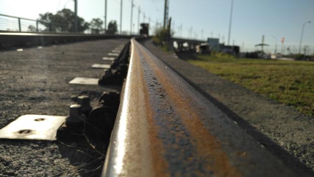 Tras 11 años se completa el recorrido del tranvía sin despejar todas sus dudas