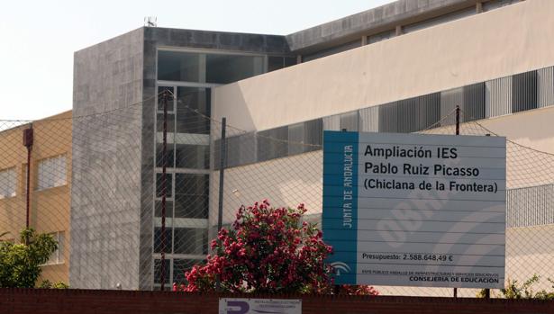 Educación amplía el IES Pedrera Blanca y reforma el Pablo Ruiz Picasso de Chiclana