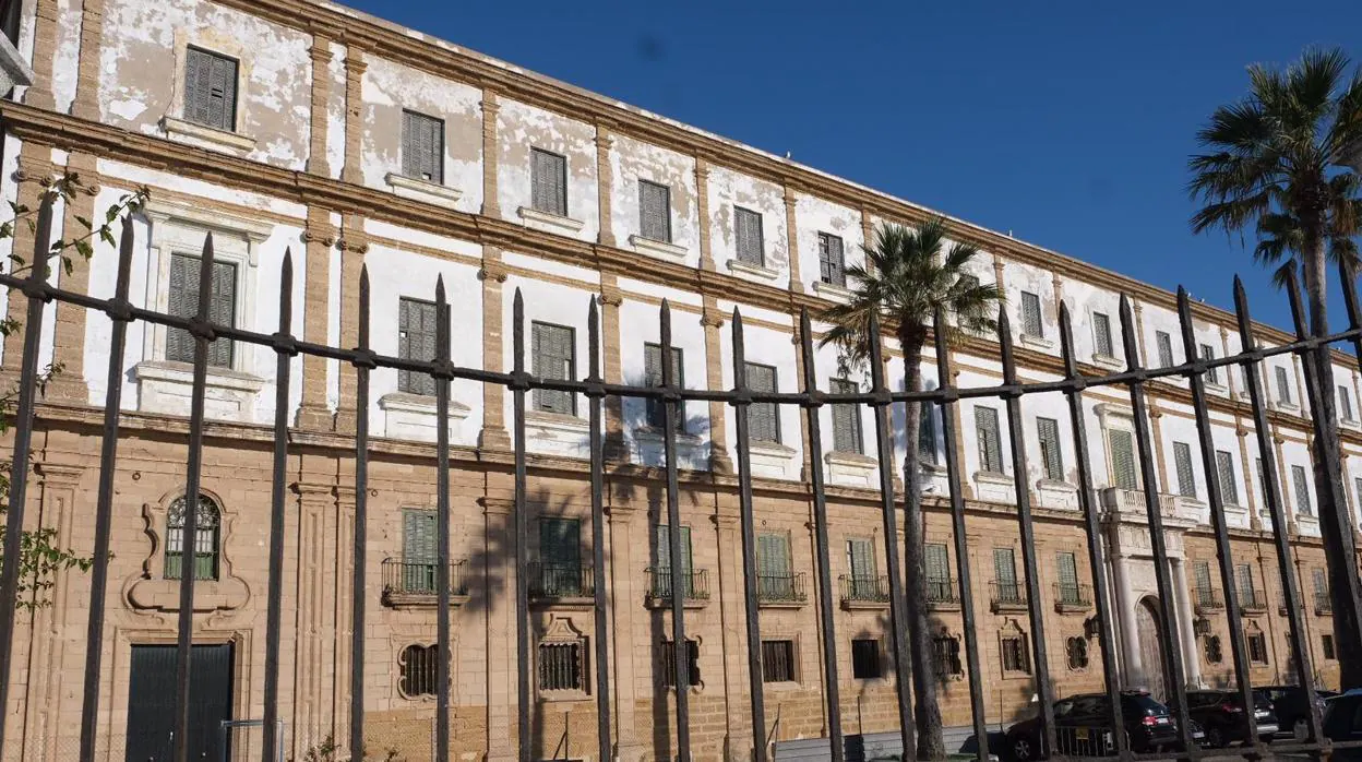 La rehabilitación del edificio de Valcárcel tendrá que financiarse con fondos propios de la UCA.