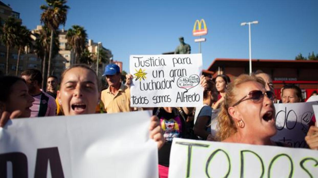 Subdelegación rechaza la manifestación en La Línea por maltrato policial, pero no la prohíbe