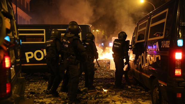 «De momento» no se enviarán a policías de las  comisarías gaditanas como refuerzo a Cataluña