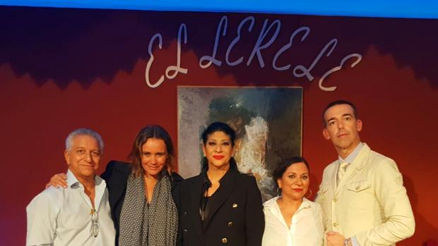 El cumpleaños de Manuela Carrasco ofreció una noche llena de arte en El Lerele