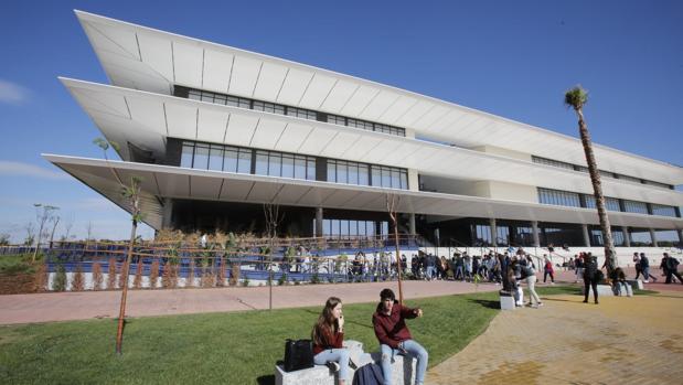 La Universidad Loyola Internacional estrena su nuevo campus de vanguardia en Dos Hermanas