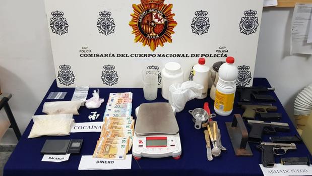 La Policía detiene a un joven de Dos Hermanas por vender cocaína mediante el sistema telecoca