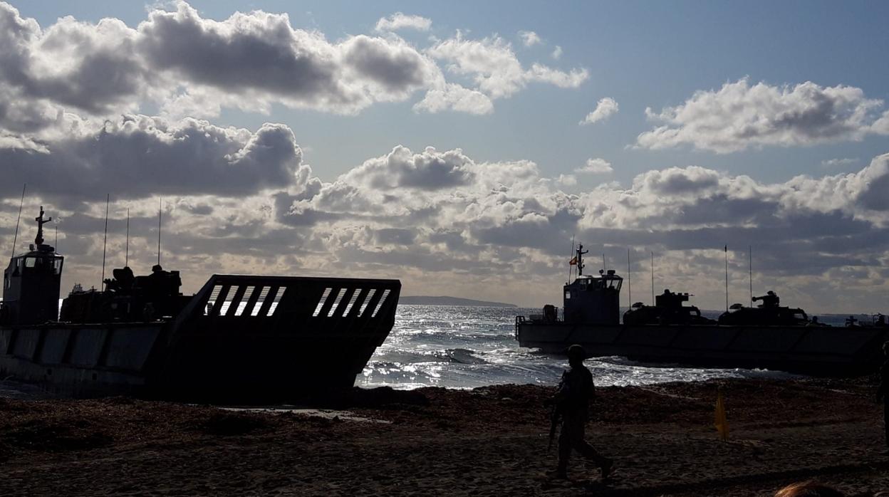 La Infantería de Marina desembarca en Ibiza