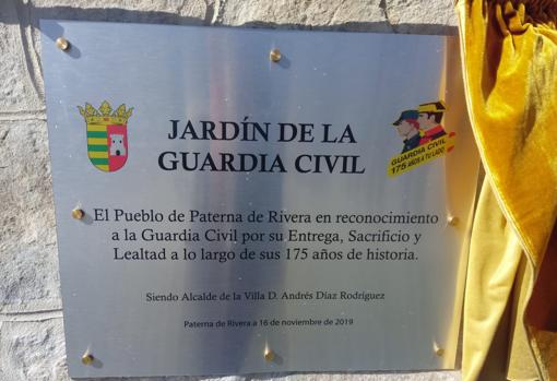 Paterna de Rivera homenajea a la Guardia Civil