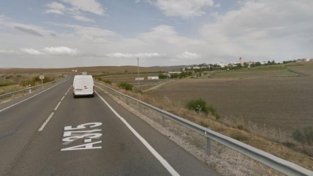 Un hombre muere tras colisionar su coche frontalmente con otro vehículo en El Coronil