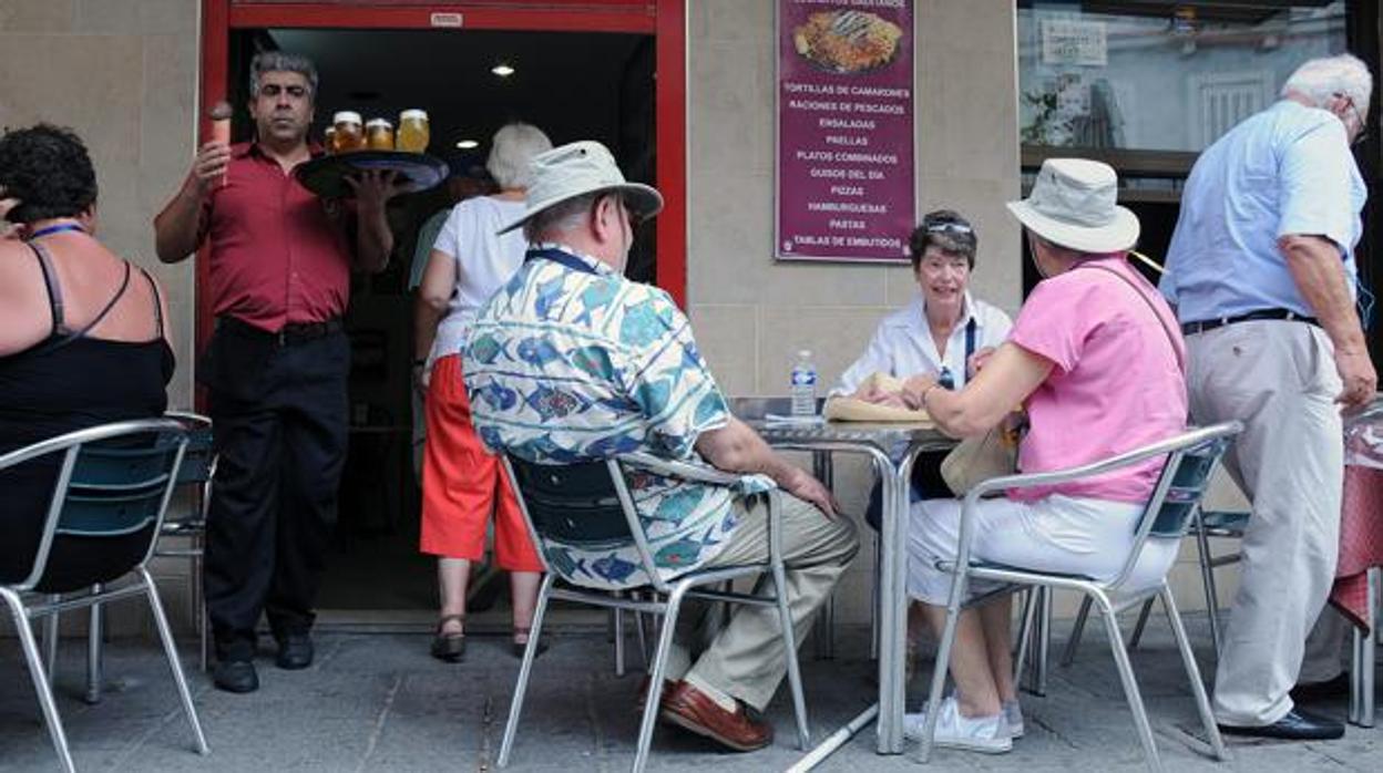 Noviembre deja en Cádiz 3.311 desempleados más (2,2%)