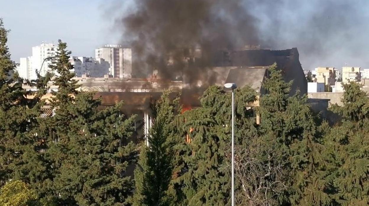 Incendio en Cartonajes Tempul.