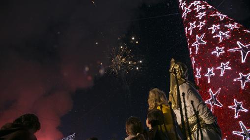 Fuegos artificiales en la Navidad del pasado año en Castilleja de la Cuesta