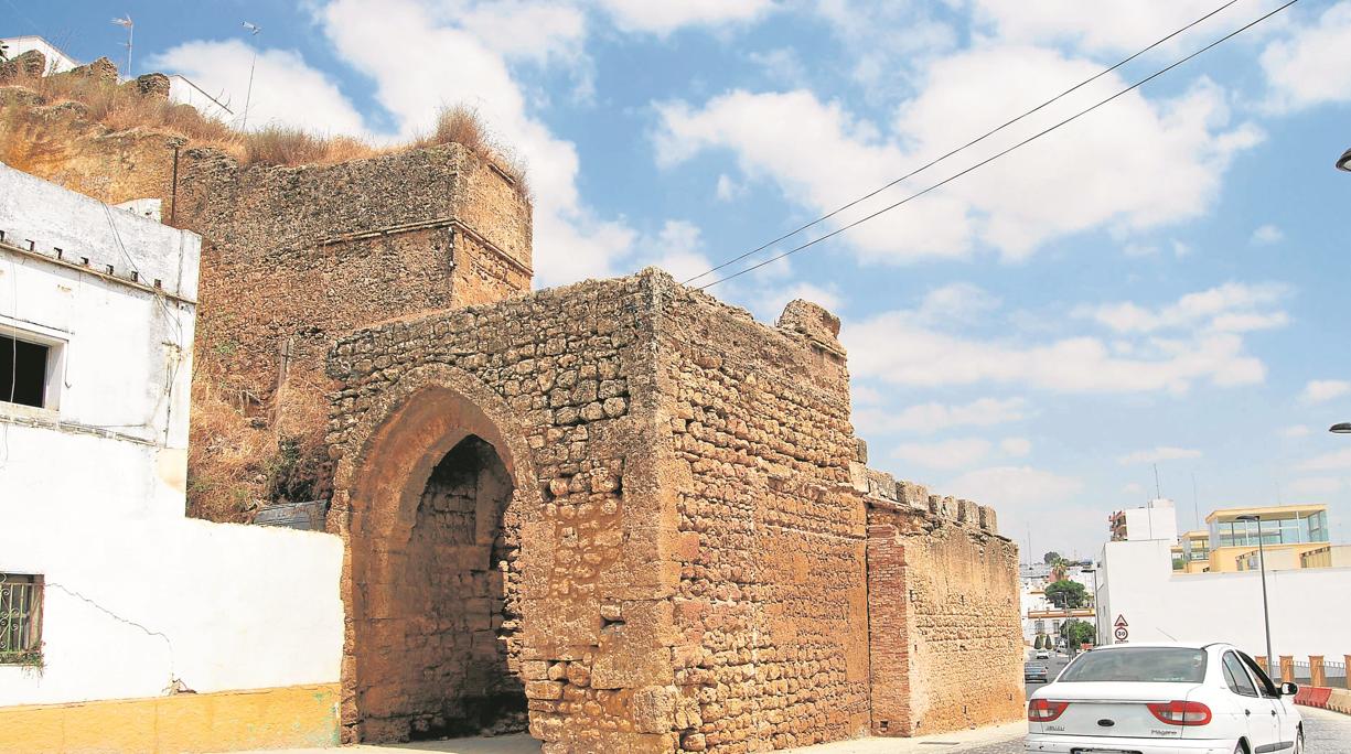 Puerta de entrada al recinto fortificado de Alcalá de Guadaíra