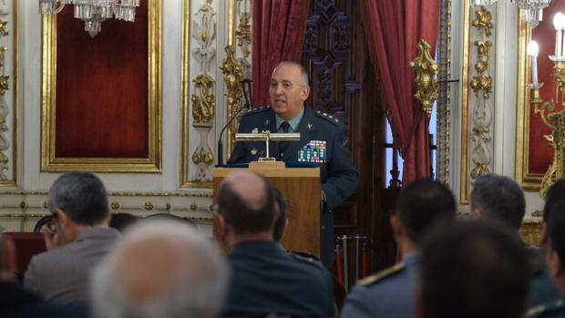 Lección de historia sobre la Guardia Civil, en su «casa»