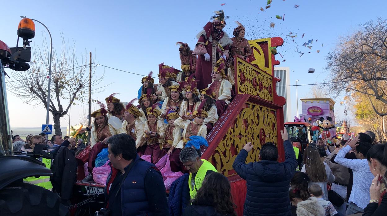 La Cabalgata de Reyes Magos de Arahal recorrió 21 calles.