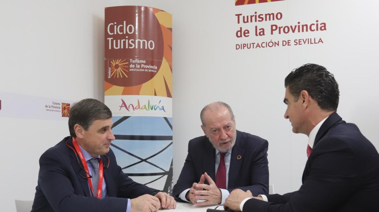 Reunión mantenida en Fitur entre la Diputación de Sevilla, Prodetur y Segittur