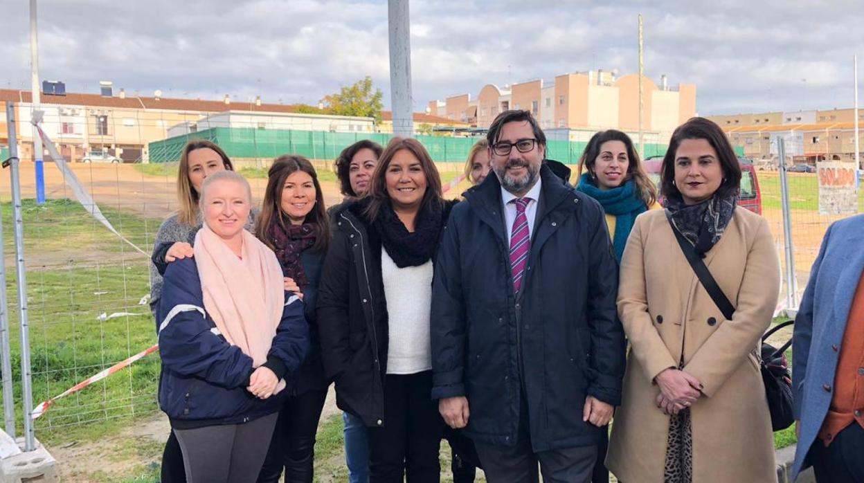 El alcalde de Utrera junto a la directora del colegio Al-Andalus, ha visitado las obras del colegio