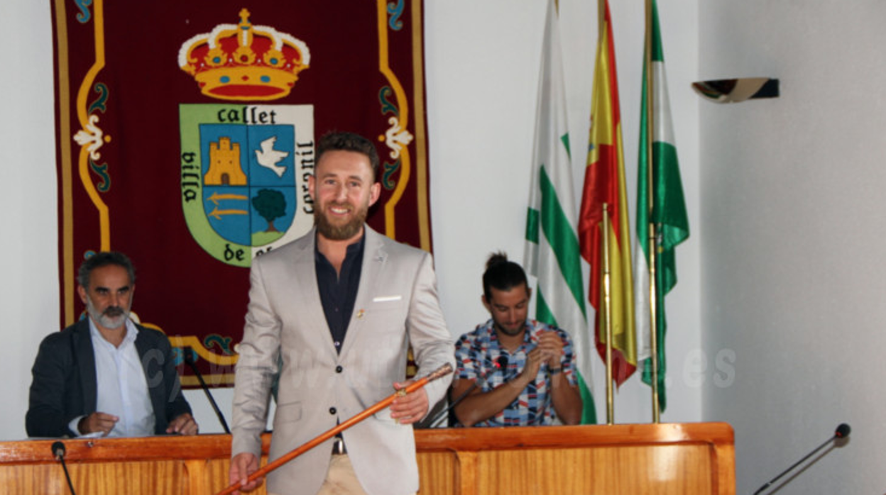 El alcalde de El Coronil, el socialista José López Ocaña, durante la toma de posesión, el pasado 15 de junio