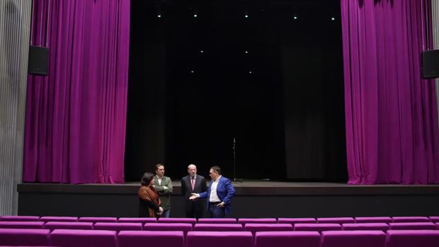 Umbrete finaliza la obra de su teatro municipal tras una inversión de medio millón de euros