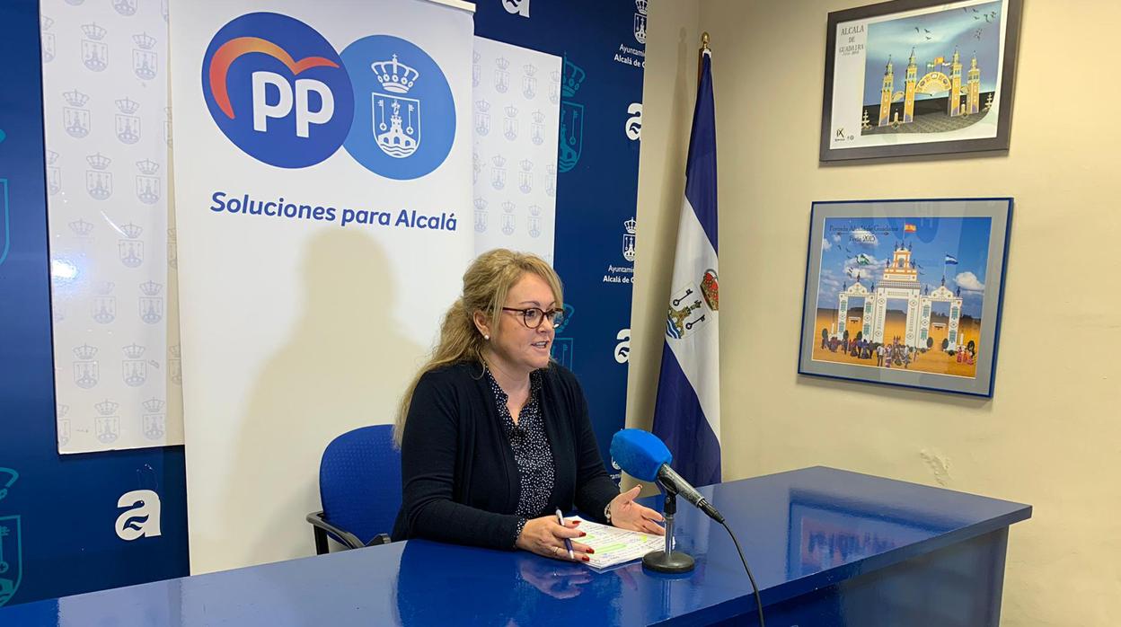 La presidenta del PP de Alcalá y portavoz del Grupo Popular en el Ayuntamiento alcalareño, Sandra González