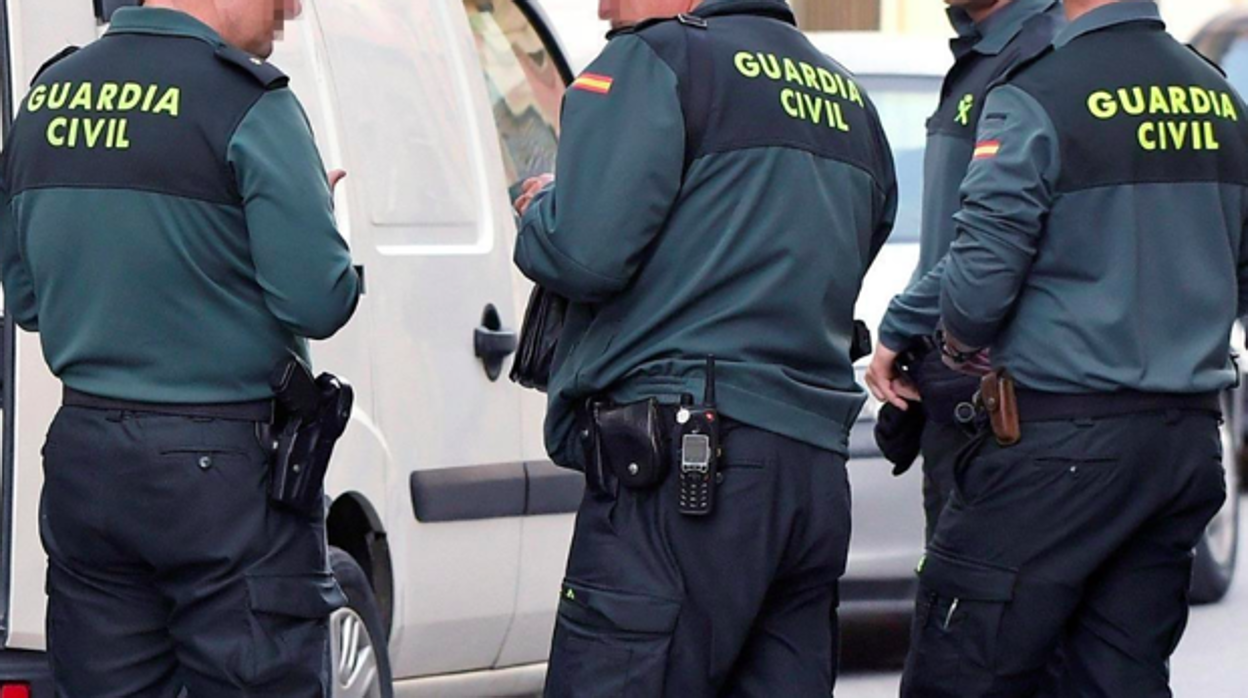 La Guardia Civil se encuentro desarrollando el operativo desde primera hora de este martes.