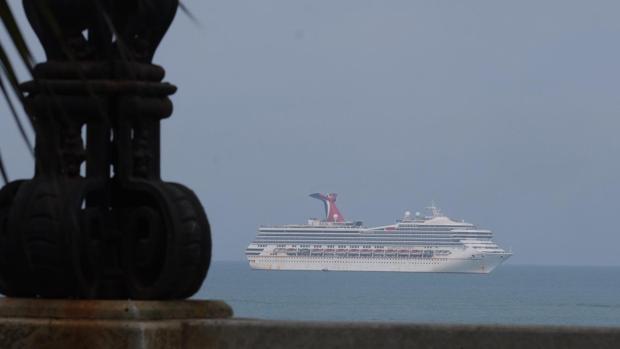 Arranca en Puerto Real la reforma del 'Carnival Victory'