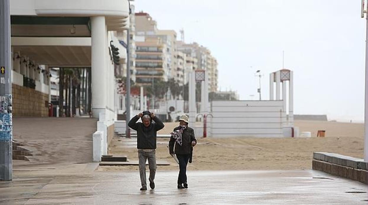 ¿Cómo podría afectar la lluvia a la propagación del coronavirus?