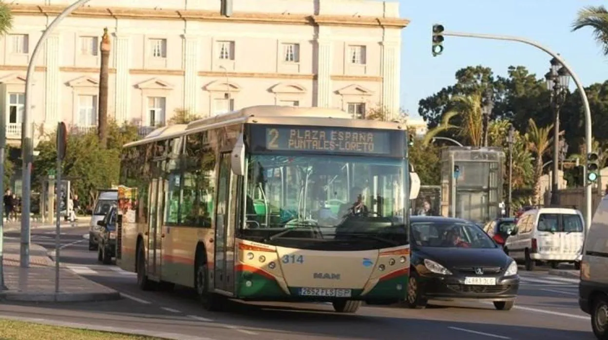 El PP propone que el autobús urbano sea gratuito.