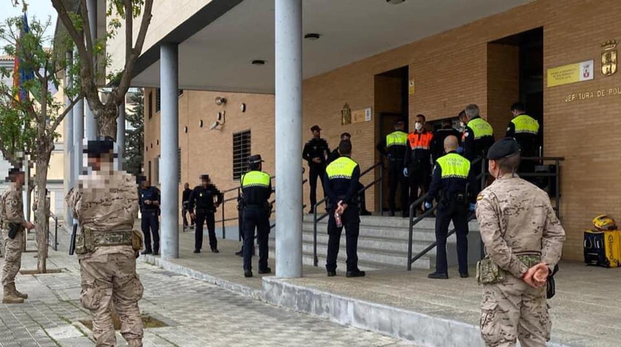 La Policía Local de Dos Hermanas junto a la Policía Nacional y los militares del Ejército del Aire