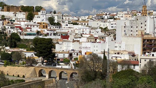 Una mujer mayor, primera víctima del coronavirus en Alcalá de Guadaíra