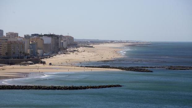 Cádiz 2000 rechaza por unanimidad aplicar un ERTE a las plantillas de playas
