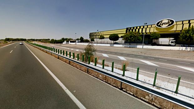 Dos detenidos por intentar robar en los almacenes de Ayala en Utrera aprovechando el estado de alarma