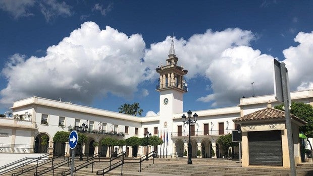 Un hombre de 82 años, tercer fallecimiento en la localidad de Marchena por coronavirus