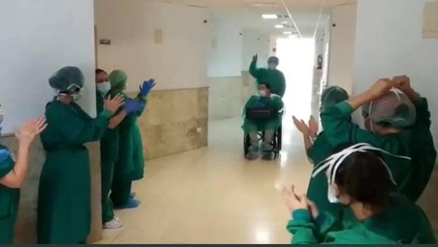 (Vídeo) El Puerto: Las dos primeras altas de personas contagiadas por coronavirus