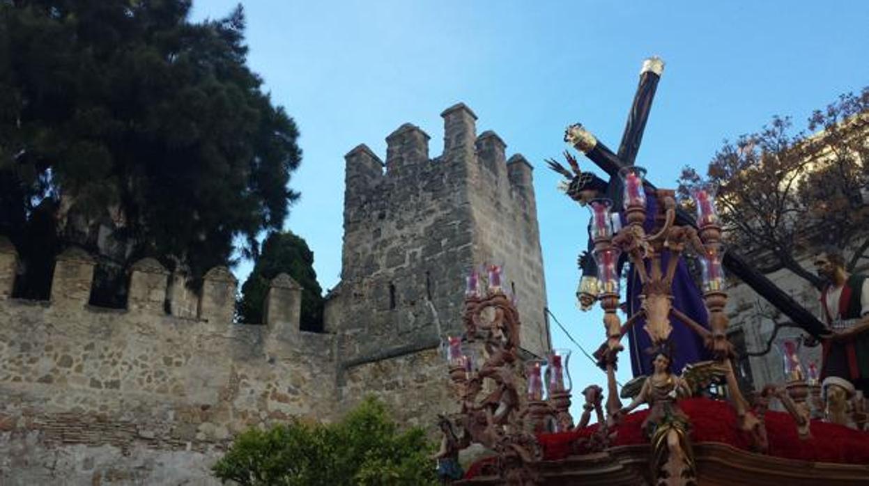 Lunes Santo es sinónimo de Afligidos en El Puerto.