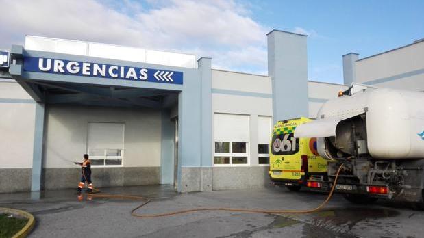 Primera muerte en el hospital de Sanlúcar a consecuencia del coronavirus