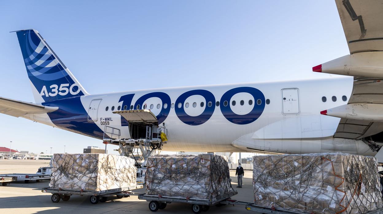 Airbus participa en el transporte del material sanitario