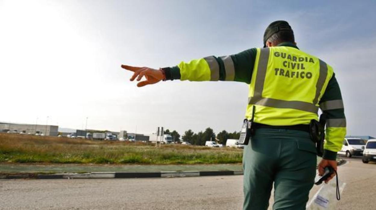 Agrede, insulta y amenaza a la Guardia Civil tras incumplir el Estado de Alarma