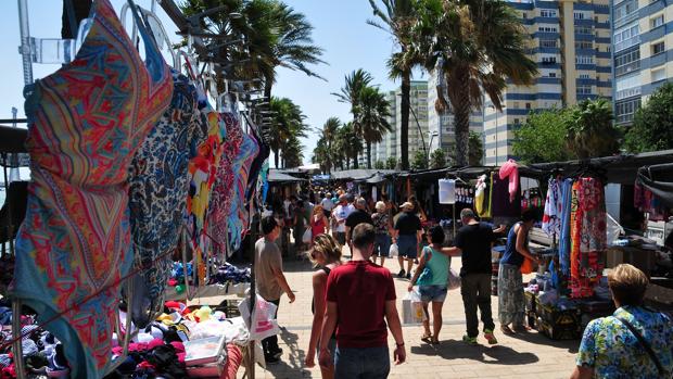 «No se ha tenido en cuenta que en los mercadillos también se vende alimentación»