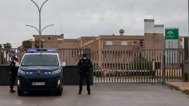 Nueve detenidos por insultar y apedrear a los ancianos de Alcalá a su llegada a La Línea