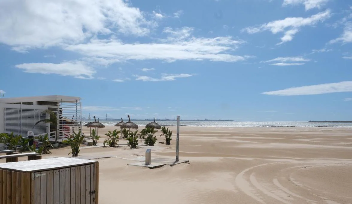 El montaje de las playas portuenses comenzó hace varias semanas.